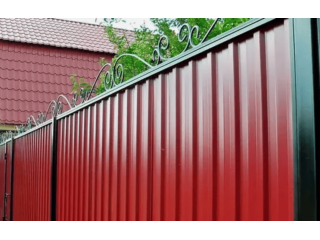 Как ухаживать за забором или крышей из профлиста